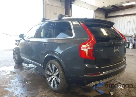 2021 Volvo Xc90 Recharge Plug-In Hybrid T8 Inscription 7 Passenger z USA, uszkodzony, nr VIN YV4BR0CL3M1697276